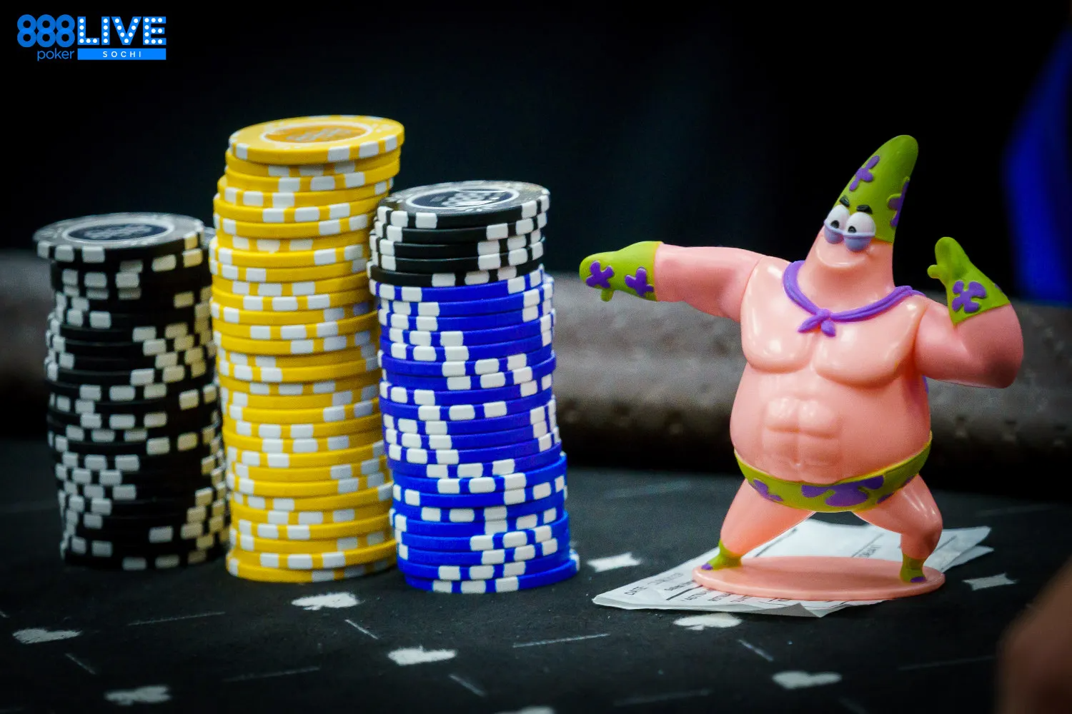 jogadores de poker perdem
