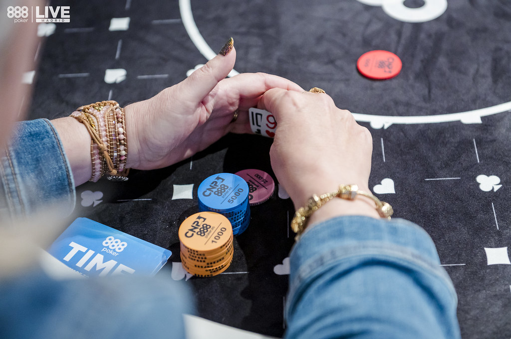 mão de poker 10-9