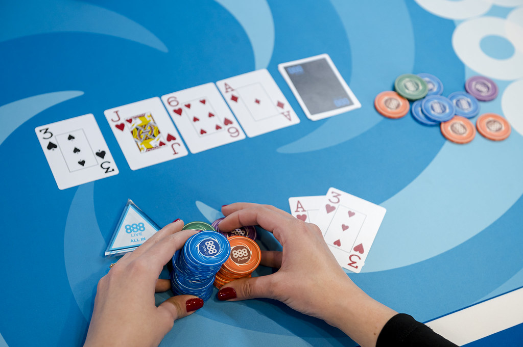 nut flush draw poker