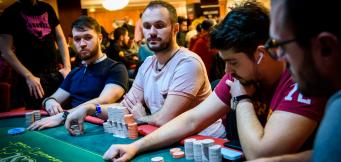 888 poker live