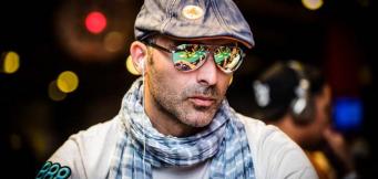 888live costa brava poker óculos de sol
