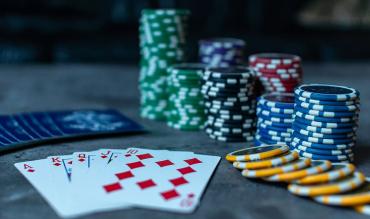 Melhor poker online para ganhar dinheiro