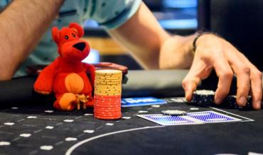 straddle poker